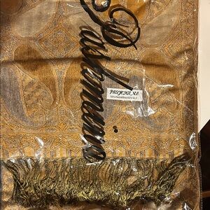 Pashtush Gold and Gray Scarf